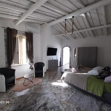 فندق مبيت وإفطار 